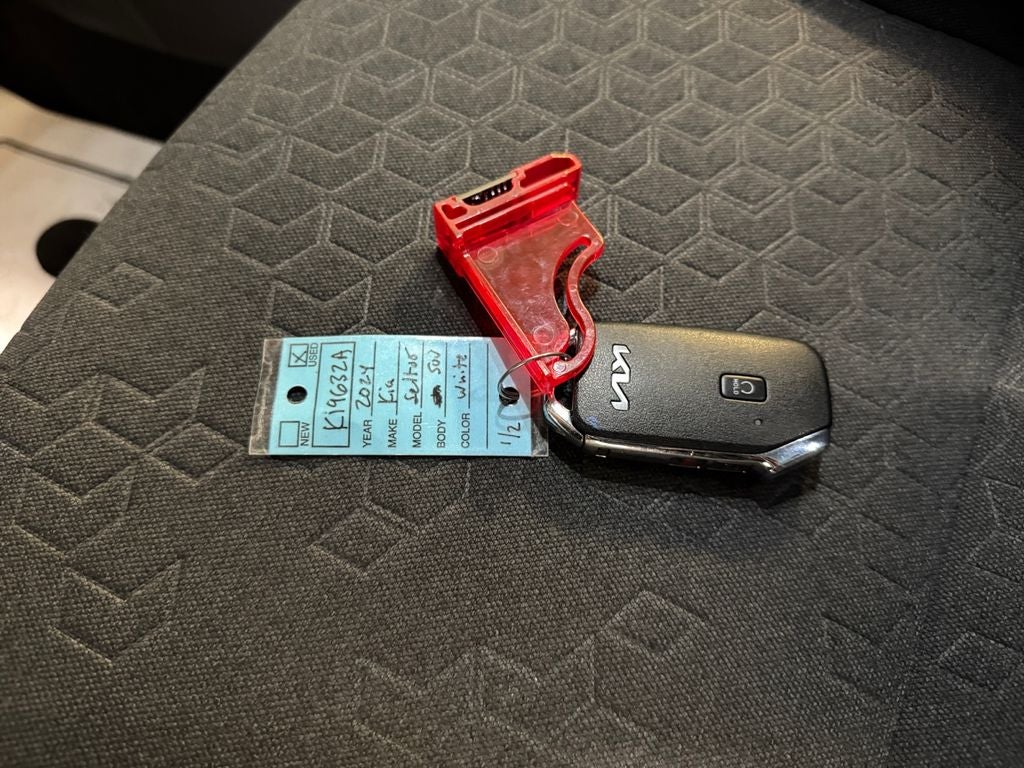 2024 Kia Seltos S NAVIGATION