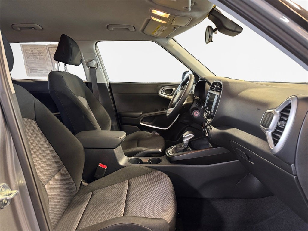 2024 Kia Soul LX TECHNOLOGY PK