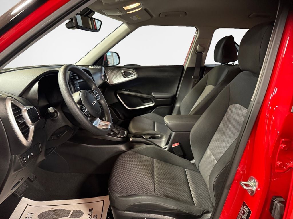 2023 Kia Soul LX Technology Pkg
