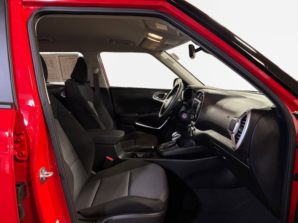 2023 Kia Soul LX Technology Pkg