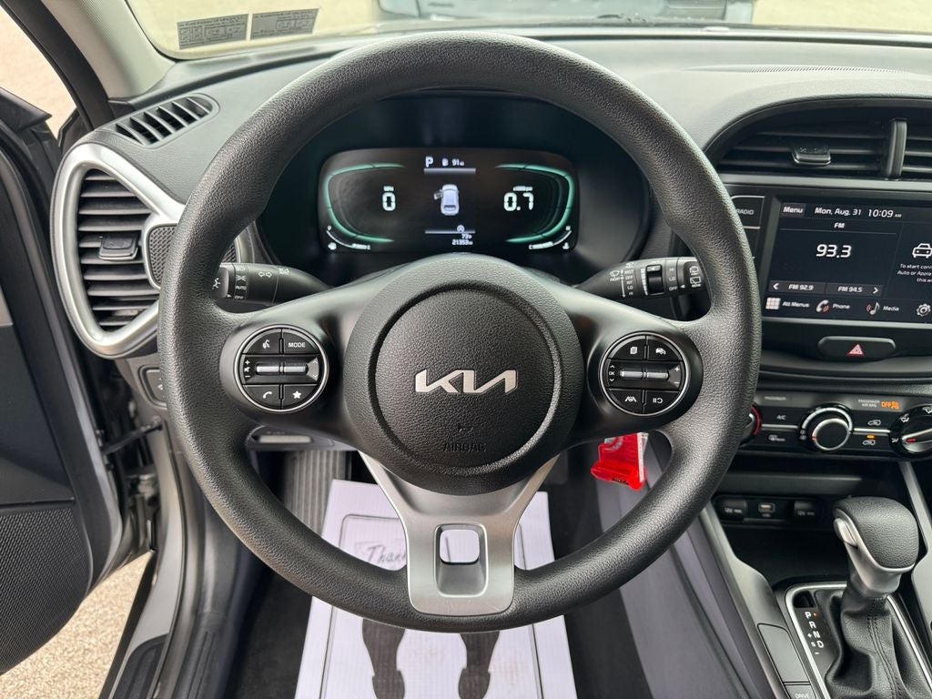 2023 Kia Soul LX TECH PK
