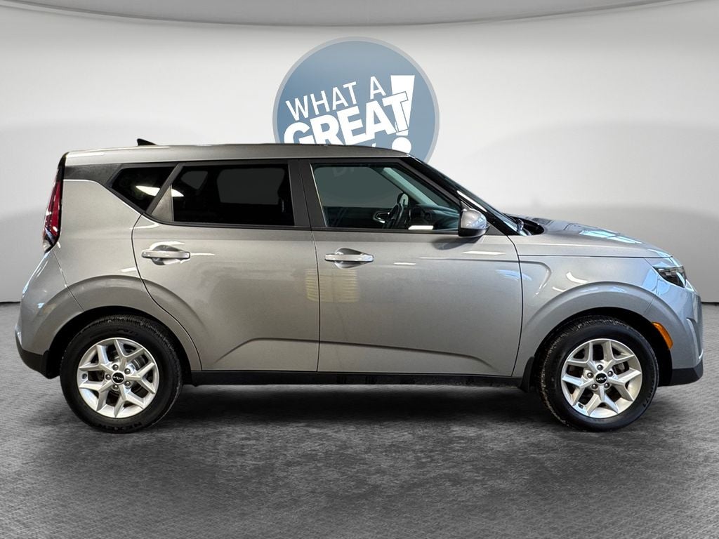 2023 Kia Soul LX TECH PK