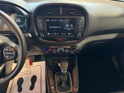 2023 Kia Soul LX TECH PK