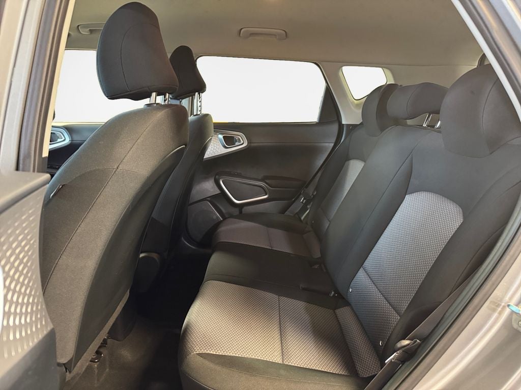 2023 Kia Soul LX TECH PK