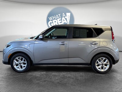 2023 Kia Soul LX TECH PK