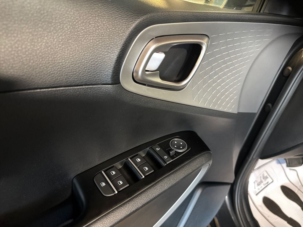 2023 Kia Soul S NAVIGATION
