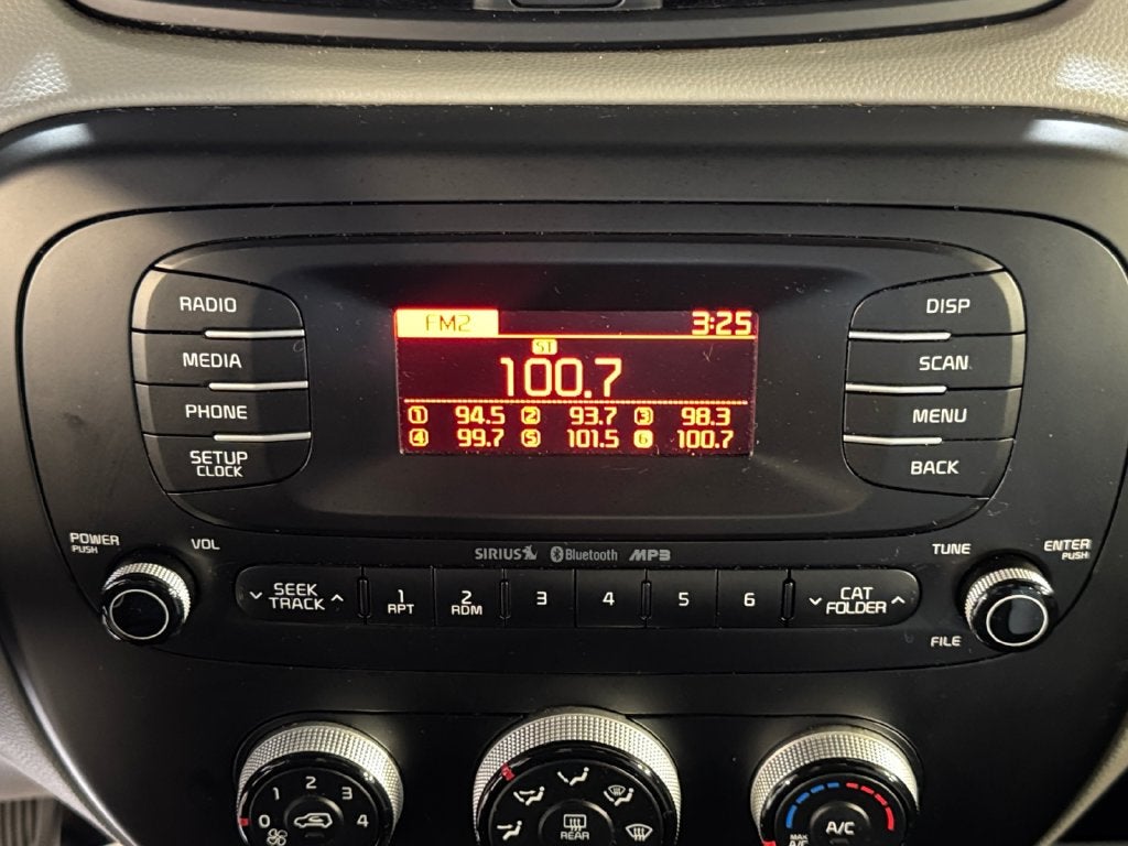 2016 Kia Soul Base