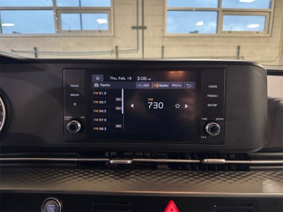 2024 Kia Carnival LX Seat Package