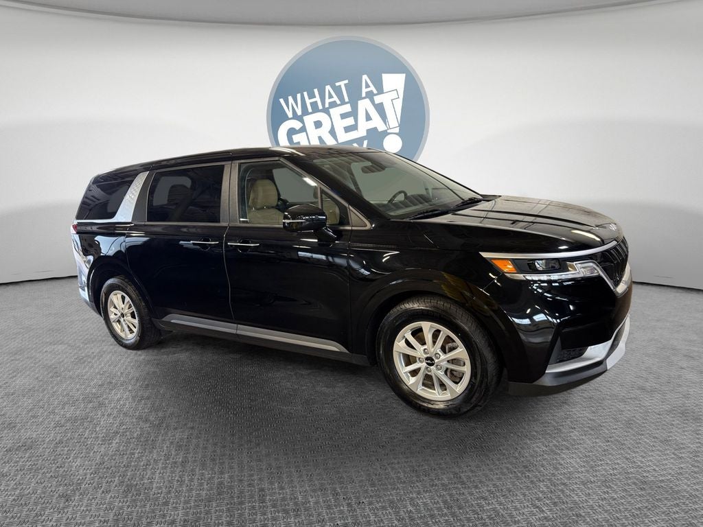 2023 Kia Carnival LX Seat Package