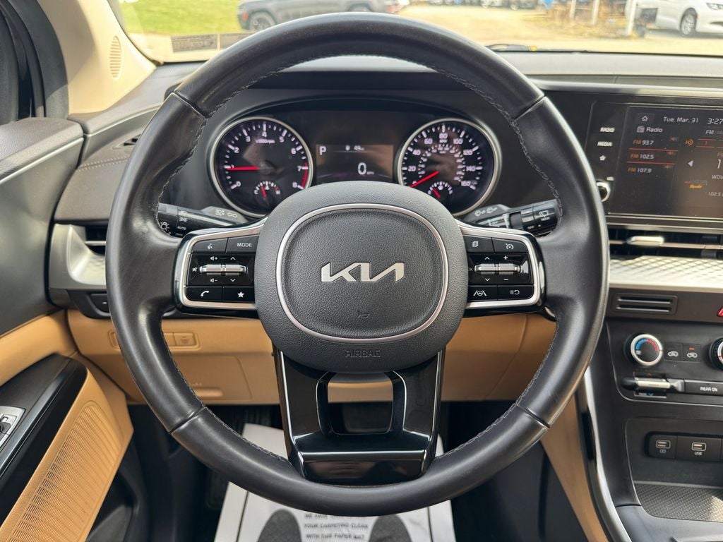 2023 Kia Carnival LX Seat Package