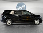 2023 Kia Carnival LX Seat Package