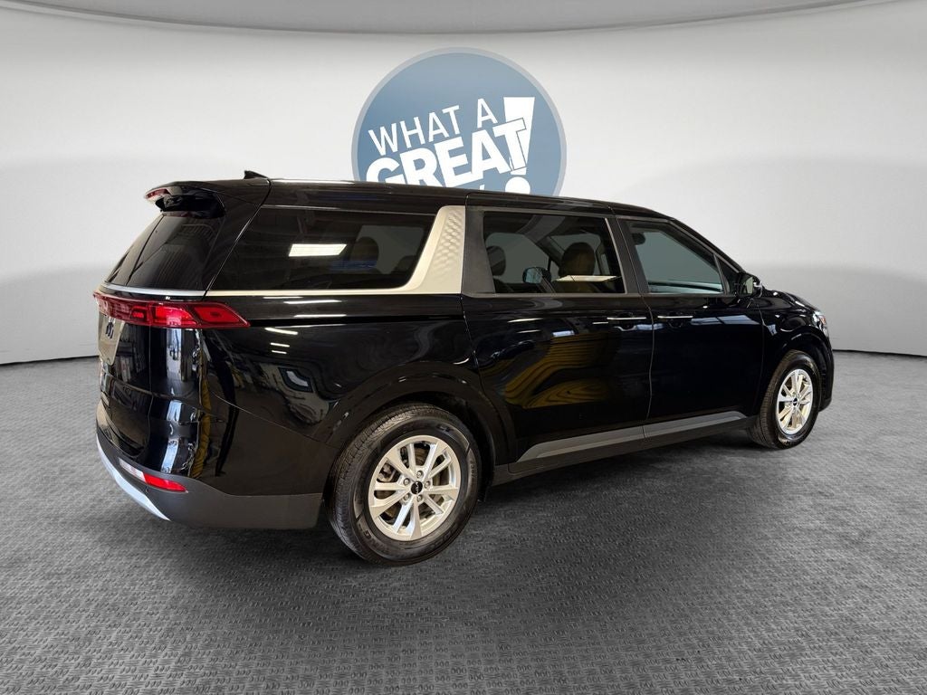 2023 Kia Carnival LX Seat Package