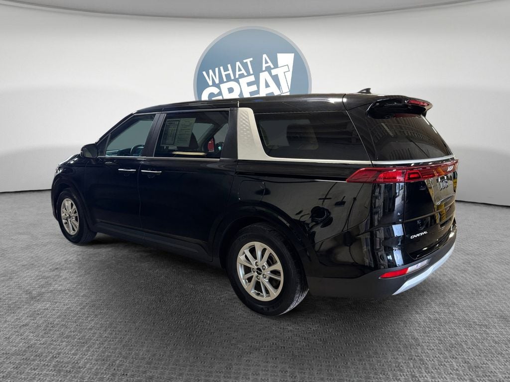 2023 Kia Carnival LX Seat Package