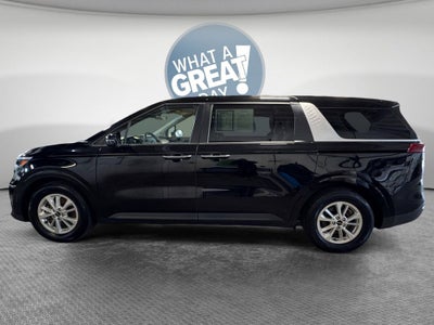 2023 Kia Carnival LX Seat Package