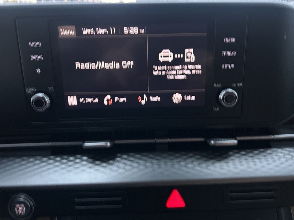 2023 Kia Carnival LX Seat Package