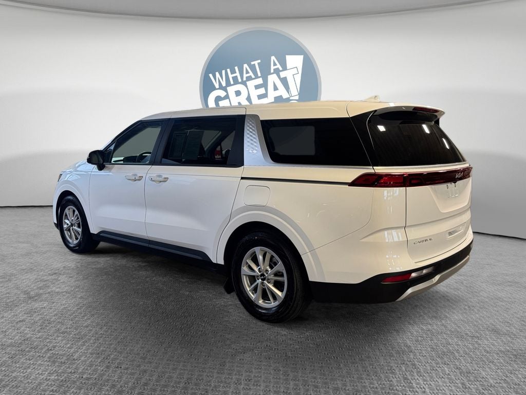 2024 Kia Carnival LX