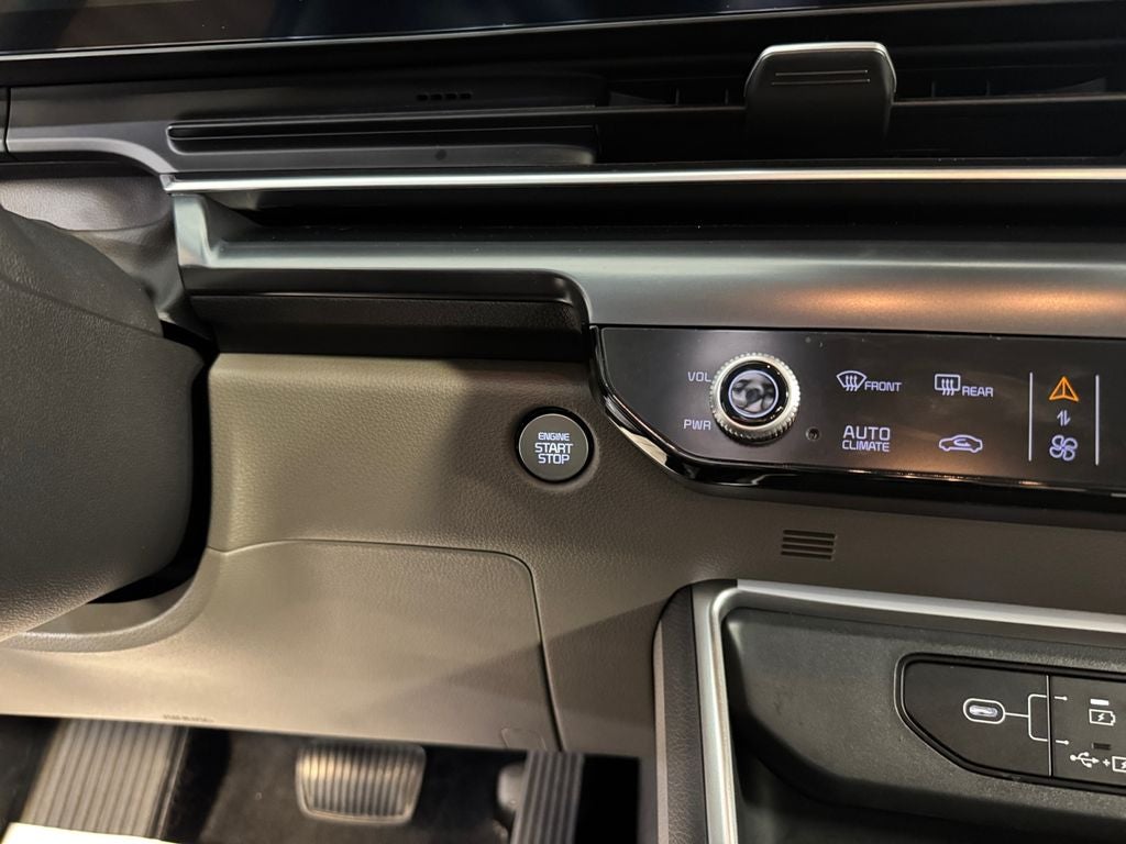 2026 Kia Carnival LXS