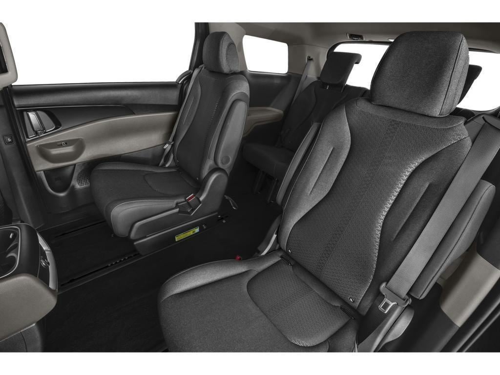 2027 Kia Carnival LX