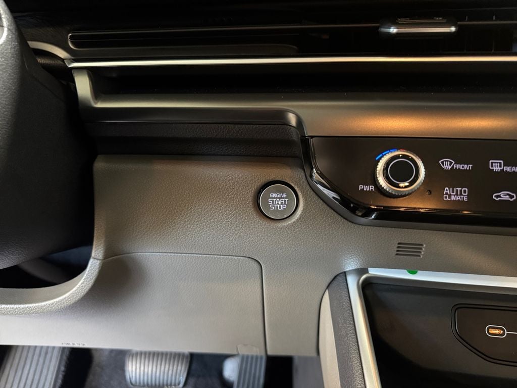 2026 Kia Carnival LXS