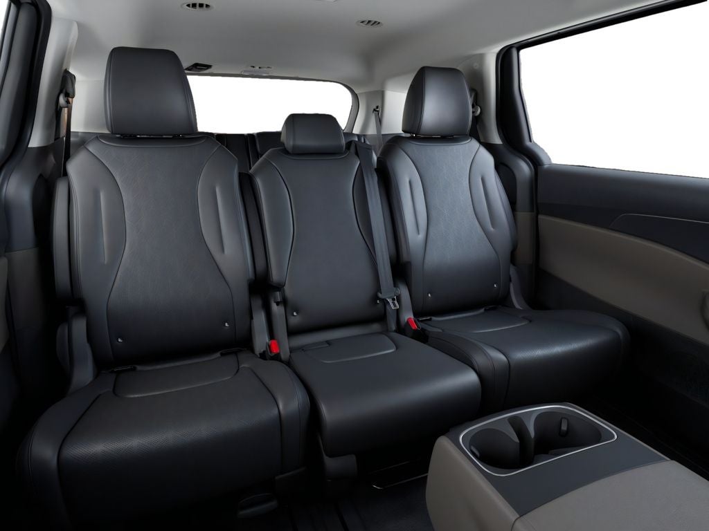 2027 Kia Carnival LXS