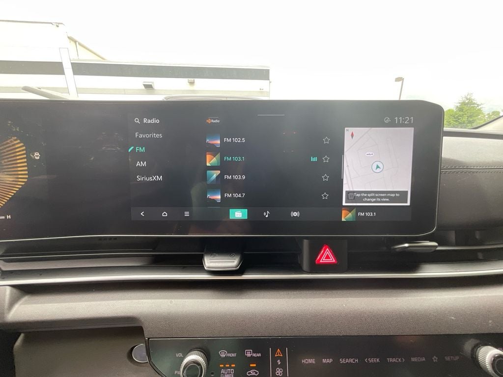 2025 Kia Carnival EX
