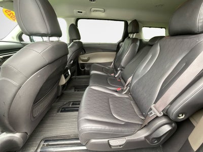 2025 Kia Carnival EX