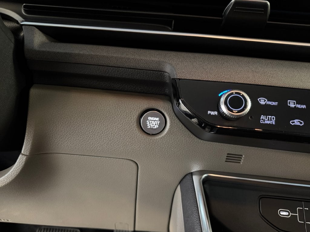 2026 Kia Carnival EX