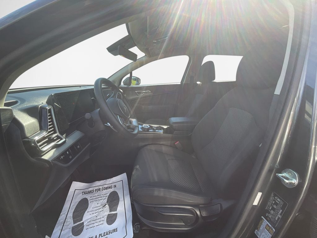 2023 Kia Sportage Hybrid LX