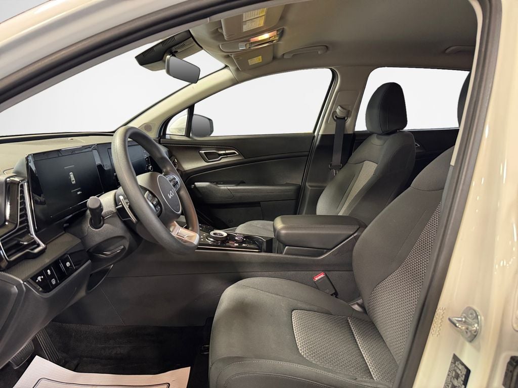 2023 Kia Sportage Hybrid LX AWD