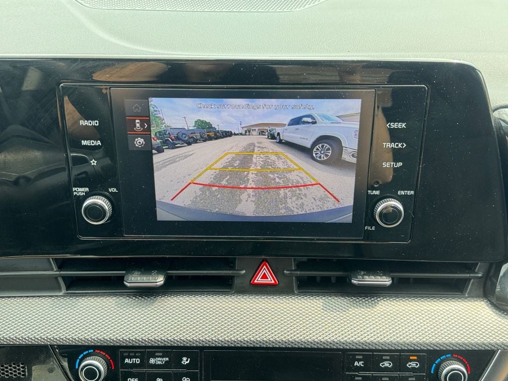 2023 Kia Sportage Hybrid LX