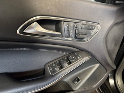 2014 Mercedes-Benz CLA CLA 250 Base