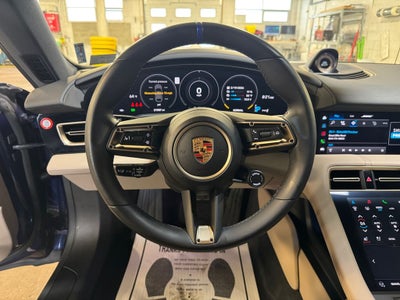 2022 Porsche Taycan Cross Turismo 4