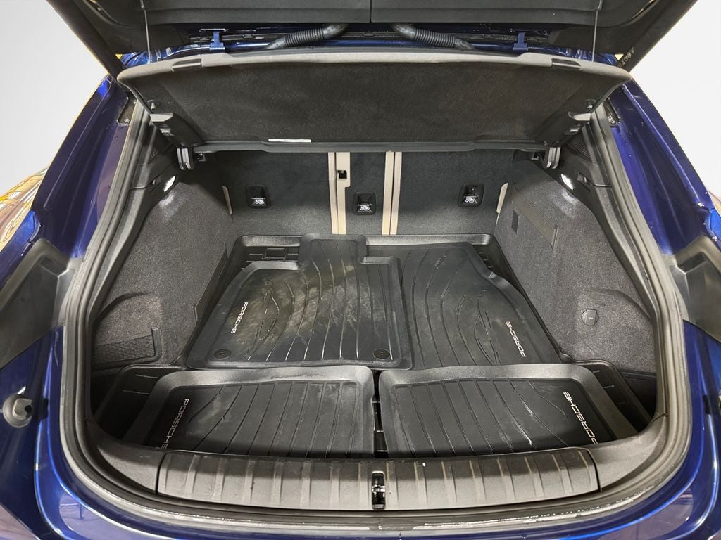 2022 Porsche Taycan Cross Turismo 4