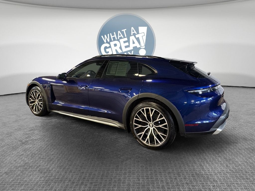 2022 Porsche Taycan Cross Turismo 4