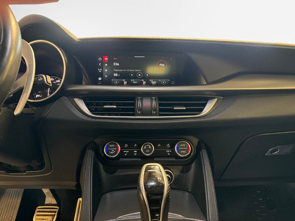 2023 Alfa Romeo Stelvio Veloce