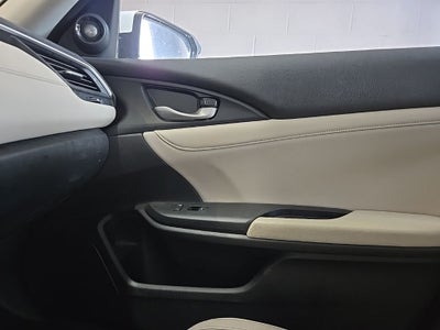2019 Honda Insight Touring