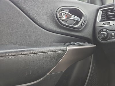 2019 Jeep Cherokee Limited 4WD