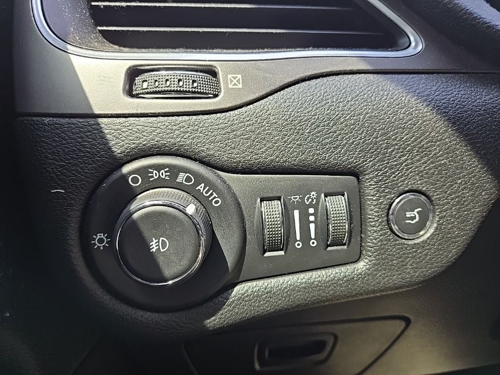 2021 Jeep Cherokee Latitude Lux 4WD