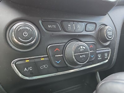 2021 Jeep Cherokee Latitude Lux 4WD