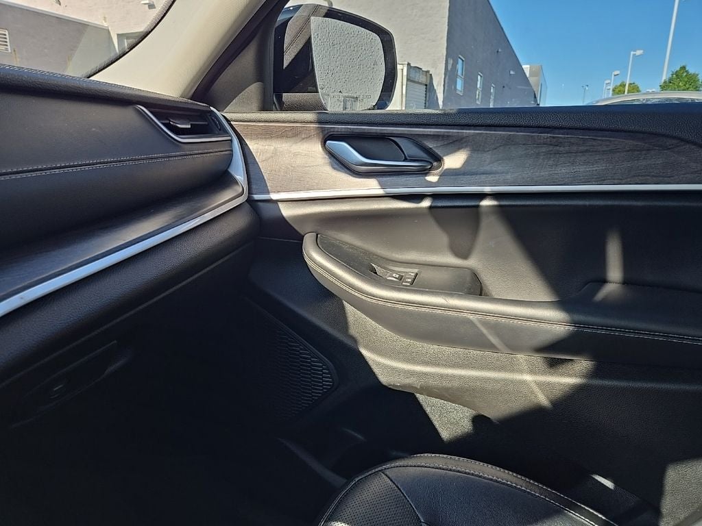 2023 Jeep Grand Cherokee L Limited 4WD