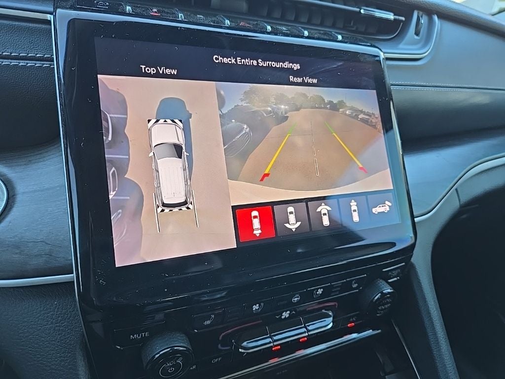 2023 Jeep Grand Cherokee L Limited 4WD