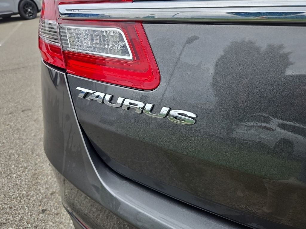 2018 Ford Taurus Limited AWD