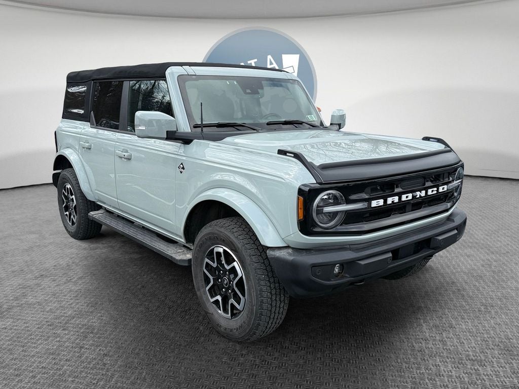 2023 Ford Bronco Outer Banks 4WD