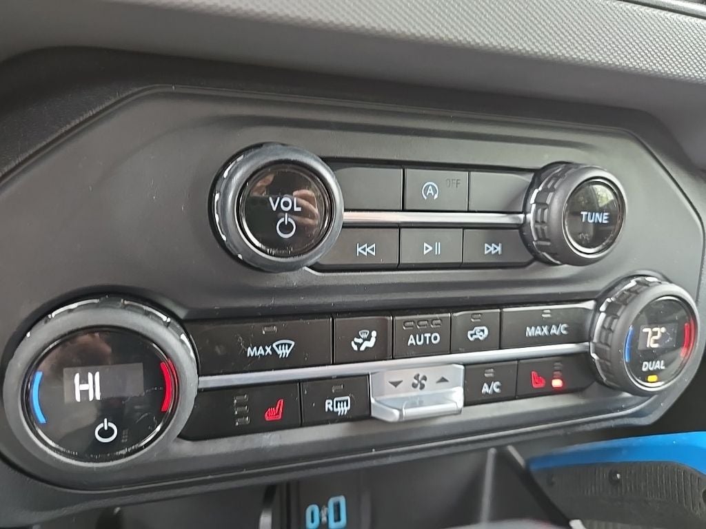 2023 Ford Bronco Black Diamond 4WD