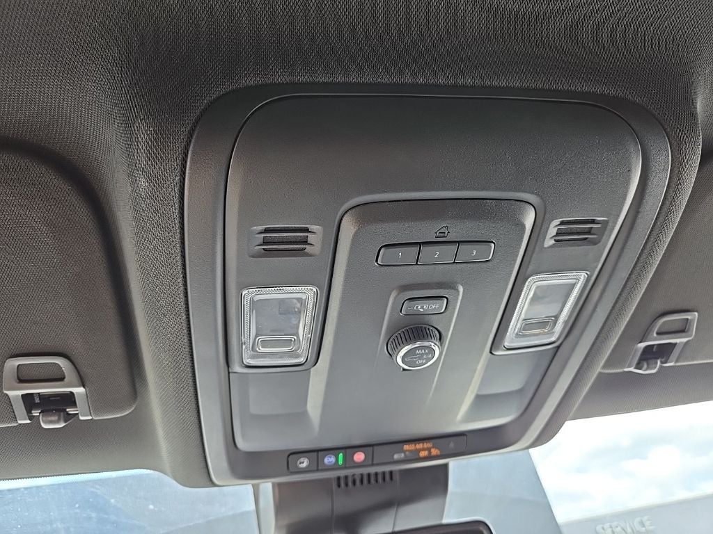2023 GMC Yukon XL SLT 4WD