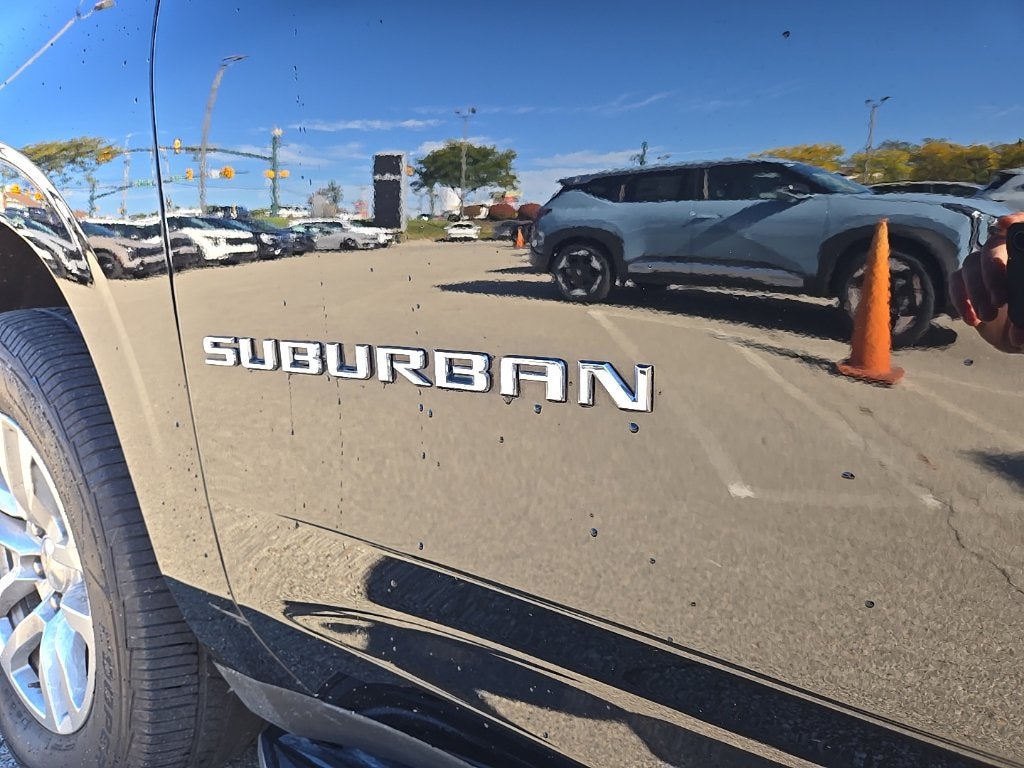 2022 Chevrolet Suburban LT 4WD