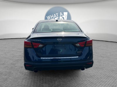 2023 Nissan Altima 2.0 SR