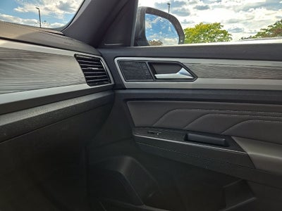 2023 Volkswagen Atlas Cross Sport 3.6L V6 SE w/Technology AWD