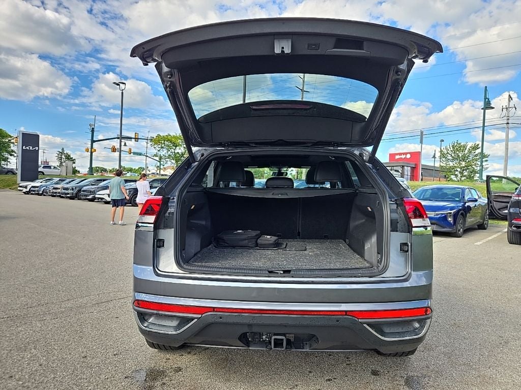 2023 Volkswagen Atlas Cross Sport 3.6L V6 SE w/Technology AWD