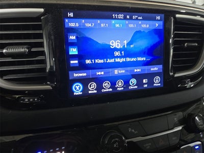 2017 Chrysler Pacifica Touring L